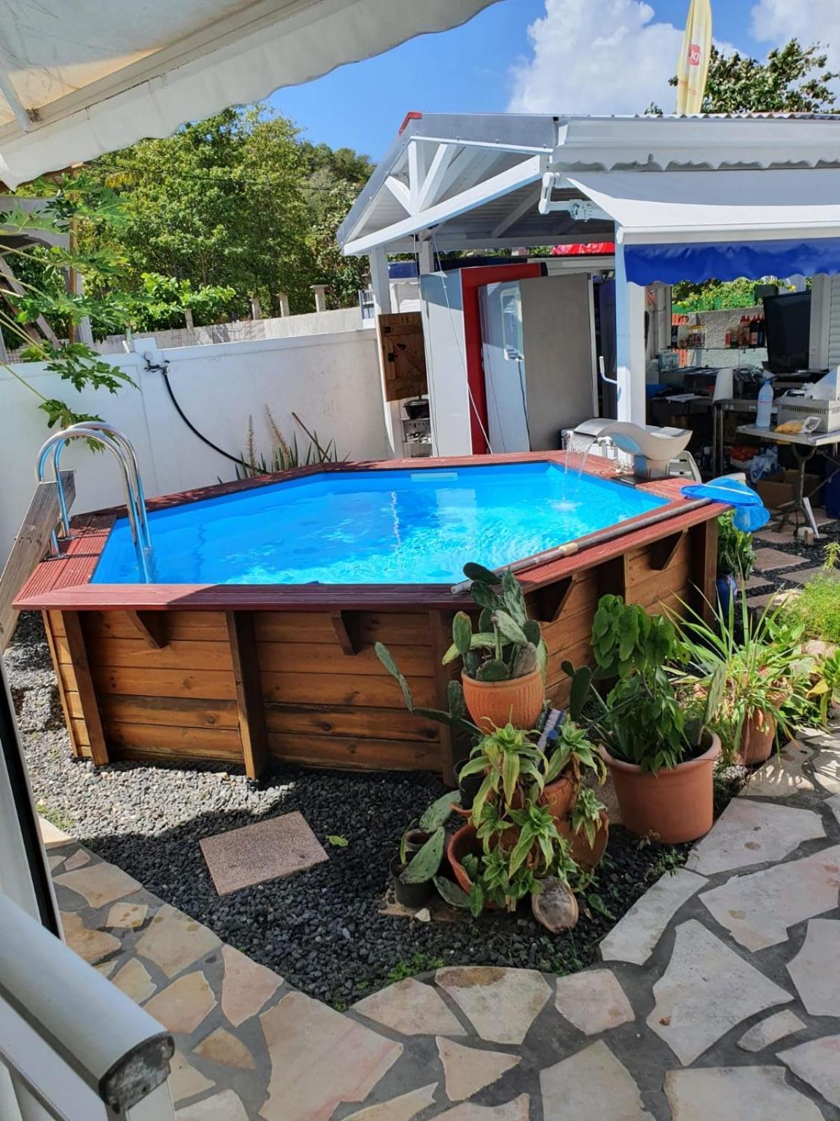 Le Sable Bleu - Evasion Tropicale A Sainte-Anne - Plage 5Min - Piscine - Parking - Logement Climatise - Vue Sur Les Palmiers - Parfait Pour Sejours En Famille Ou Entre Amis Ngoại thất bức ảnh